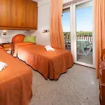 Hotel Mayflower